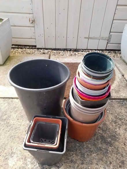 Photo of free Plastic plant pots (Theale RG7) #1