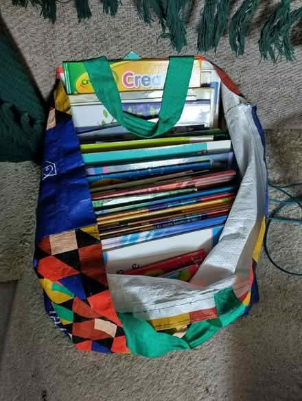 Photo of free Bag of Children's Books (DA1) #1