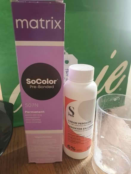 Photo of free Sally's dark brown hair dye (SN15) #3