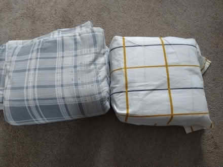 Photo of free Two king size duvet covers with pillowcases (Hook KT9) #1