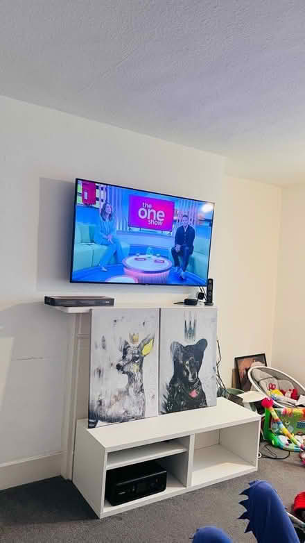Photo of free 2x canvas (Croydon) #1