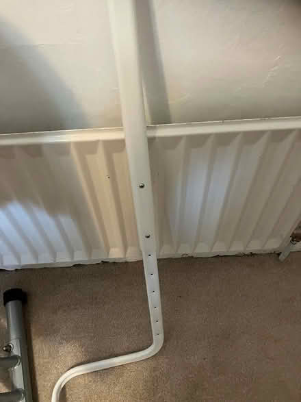 Photo of free Metal rail (DE56 (Kilburn)) #2