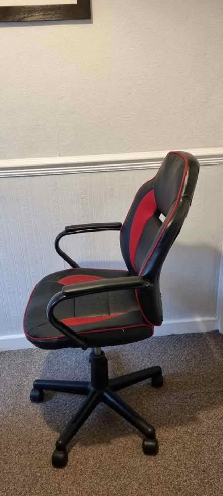 Photo of free Computer/Gaming Chair (Liverpool L19) #1