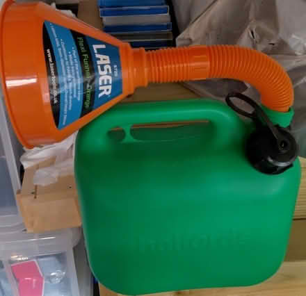 Photo of free Fuel can with added flexi funnel (Berryfields HP18) #3