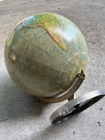 Photo of free Vintage globe (Northwest Austin) #3