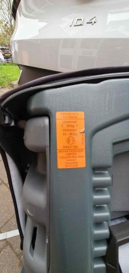 Photo of free Britax Evolva car seat 15-36kg (Orpington, Green Street Green) #3