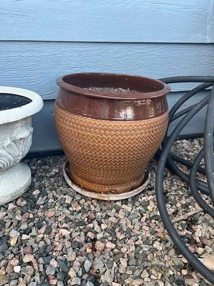 Photo of free Outdoor flower pots (Highlands Ranch/Lone Tree) #4