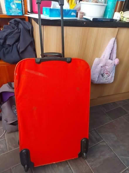 Photo of free Suitcase (Battle Hill NE28) #3