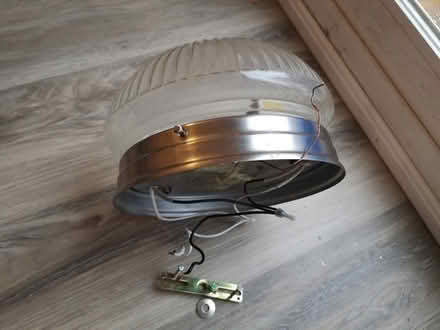 Photo of free beautiful ceiling light fixture (greenbank&huntclub) #2