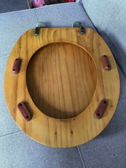 Photo of free Toilet seat (GU14) #3