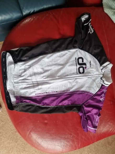 Photo of free Mens Cycling top size M (GU11) #1