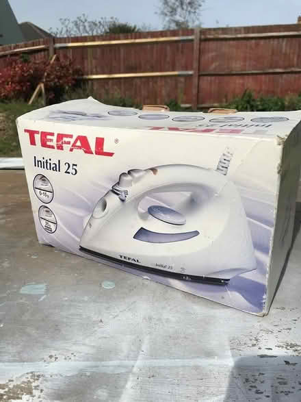 Photo of free Steam iron (CT11) #3