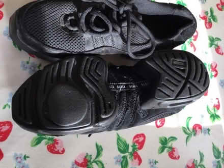 Photo of free Dance class shoes Size 5 (Amersham Common HP7) #1