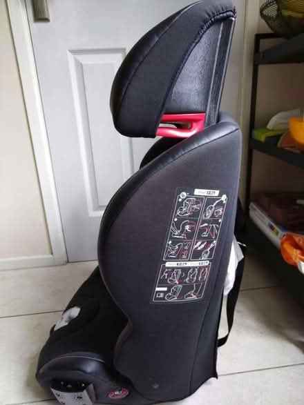 Photo of free Car seat for a child (MK15 Pennyland) #2