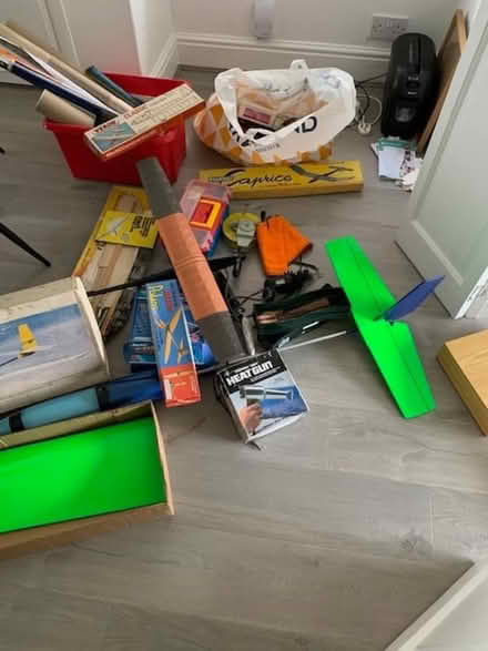 Photo of free model aeroplane / glider items. (Cheadle Hulme SK8) #1