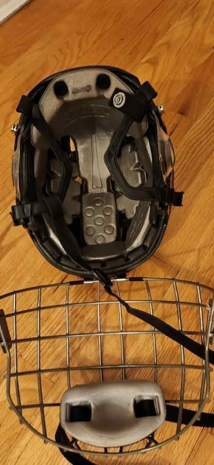 Photo of free Kids Hockey Helmet Size Small (Bethesda Ayrlawn - near NIH) #3