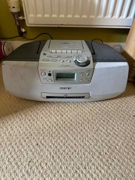 Photo of free CD/tape deck - CD broken (Edinburgh EH5) #1