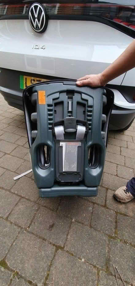 Photo of free Britax Evolva car seat 15-36kg (Orpington, Green Street Green) #4