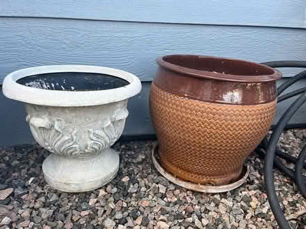 Photo of free Outdoor flower pots (Highlands Ranch/Lone Tree) #3