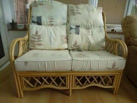 Photo of free Wicker suite, 2 chairs, 2-seater settee (Eye) #1
