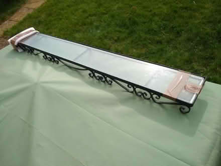 Photo of free Glass radiator shelf (Old Coulsdon CR5) #1