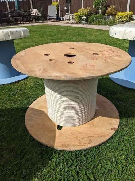 Photo of free Electrical Cable Stools and Table (Ardleigh Green RM11) #3