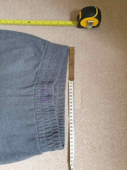 Photo of free Women's clothing, size 6 to 10 (South Kendal) #2