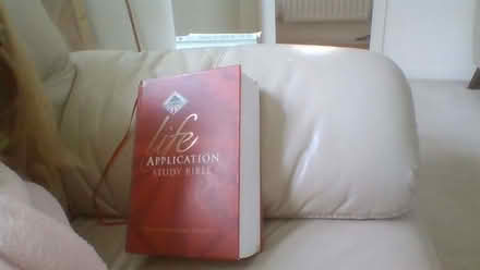Photo of free Niv life Application study bible (Winkfield Row RG42) #1