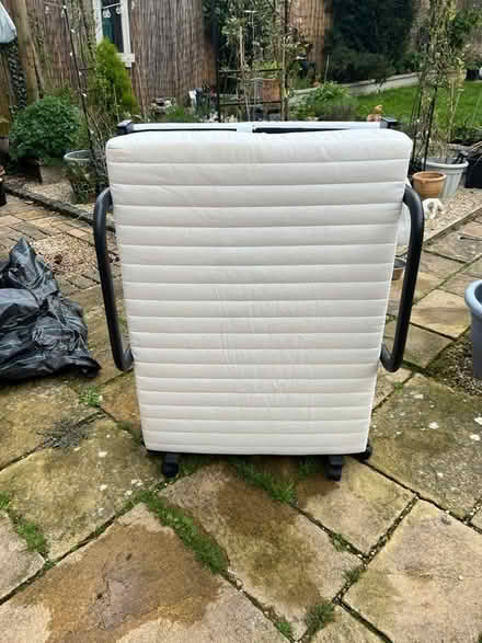 Photo of free Single ‘put me up’ bed (Cheltenham GL52) #2