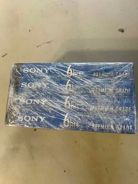 Photo of free 4-pk bundle SONY 6-hr VHS tapes (Pittsford) #2