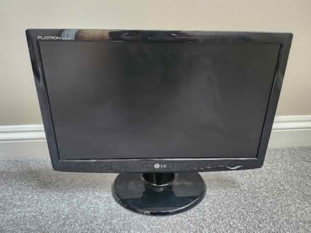 Photo of free 20" monitor (Southville BS3) #1