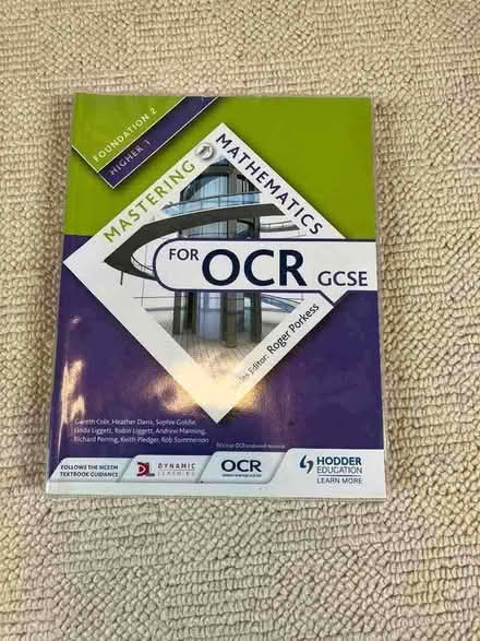 Photo of free GCSE Maths textbook (Tunbridge Wells S. TN2) #1