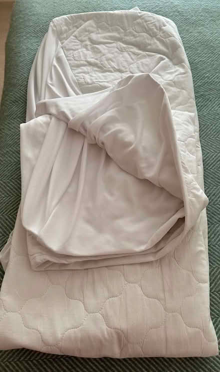 Photo of free M&S Mattress Cover - King Size (5’) (Penrith CA11) #3