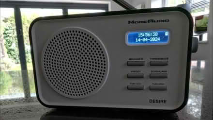 Photo of free DAB portable radio (GU17) #2