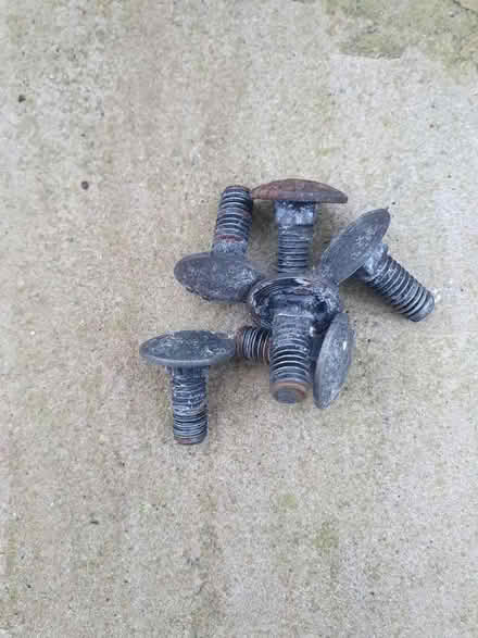 Photo of free Roof bars for flush roof rails (Croham CR2) #4