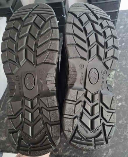 Photo of free Mens size 9 steel toe cap trainers (Matchborough East B98) #2