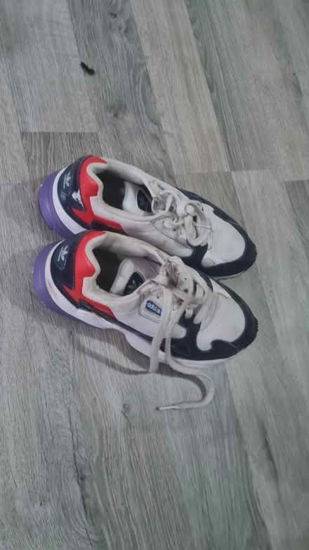 Photo of free Shoes (G15) #4