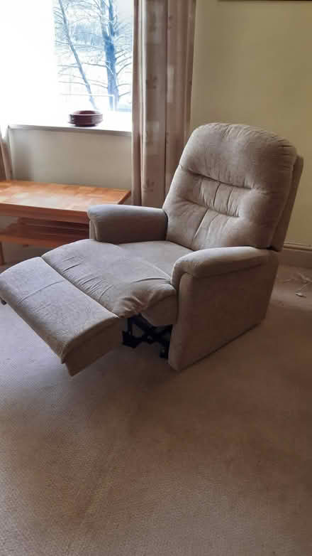 Photo of free Recliner chair (SK22 Hayfield) #3