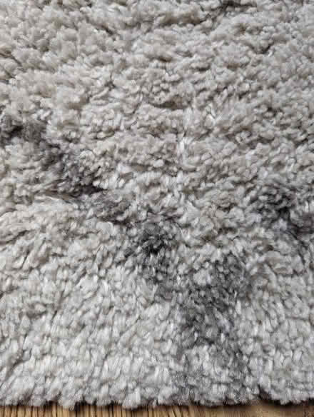 Photo of free tufted rug (Ormskirk L39) #2