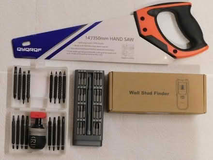 Photo of free DIY tools: saw, stubby & precision screwdrivers, stud finder (Caversham RG4) #1