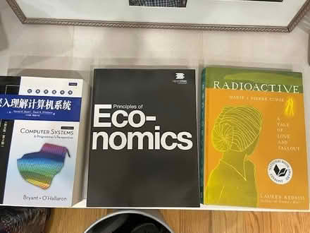 Photo of free Books (novato) #3