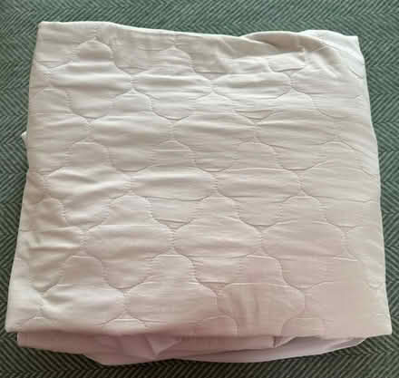 Photo of free M&S Mattress Cover - King Size (5’) (Penrith CA11) #2