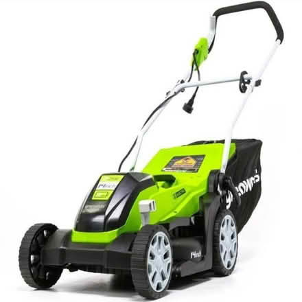 Photo of Working Electric Lawnmower (Toronto) #1