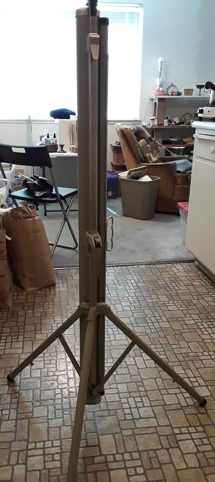 Photo of free Projection screen (Midtown Palo Alto) #1