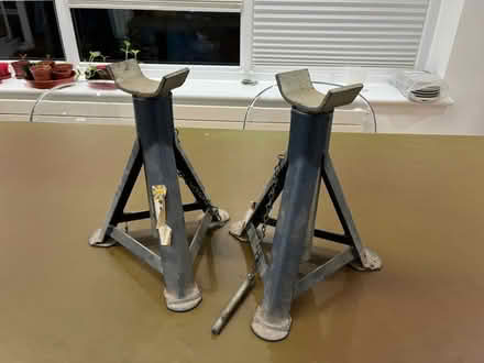 Photo of free Axle Stands - 2 pairs (Winnington Way GU21) #1
