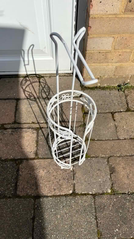 Photo of free Toilet roll holder (Hemel HP2) #2
