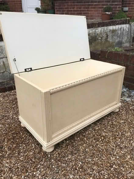 Photo of free Blanket or Toy Box (CT11) #3