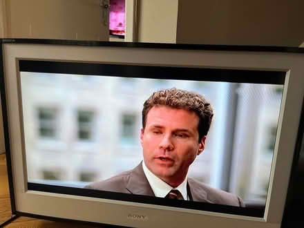Photo of free Sony tv and remote (East Kilbride, G75) #3