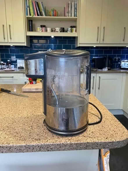 Photo of free One cup kettle with in-built Brita filter (St Stephens AL3) #3