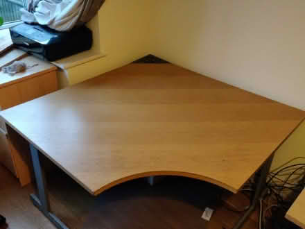 Photo of free Office corner desk (Fiveways BN1) #4